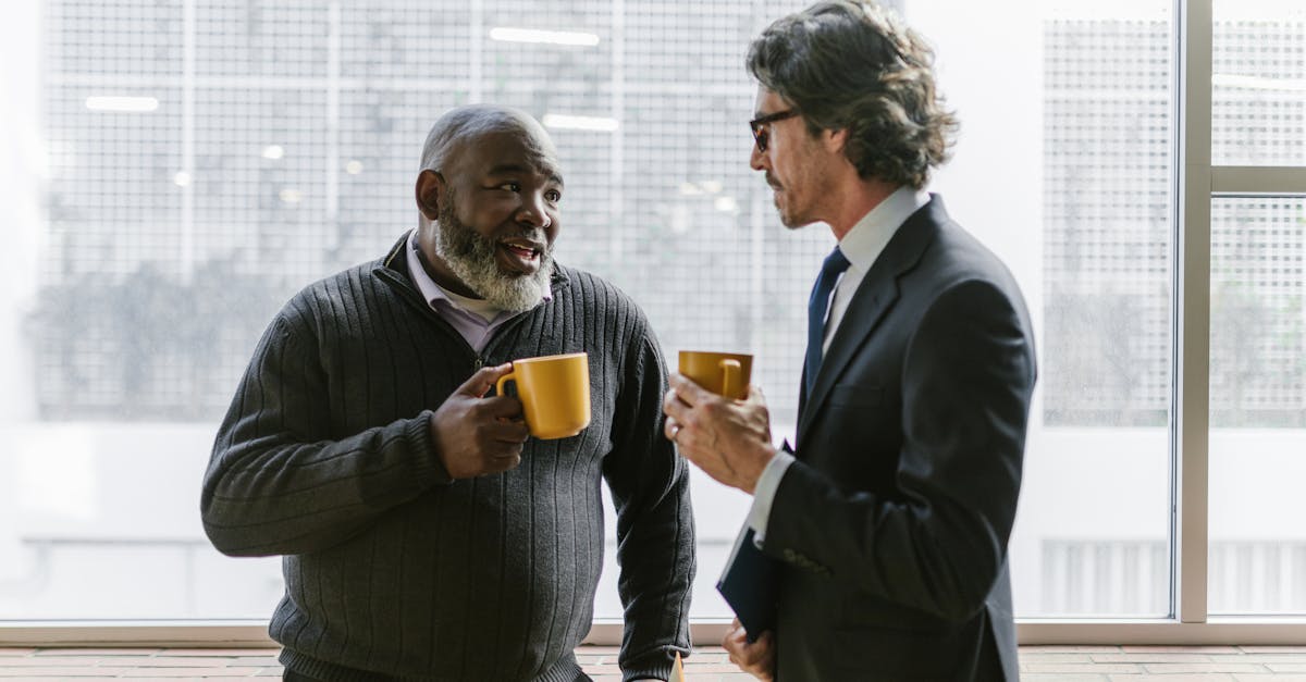 découvrez les meilleures mutuelles pour seniors à la réunion. trouvez une couverture adaptée à vos besoins avec des garanties spécifiques pour les personnes âgées. profitez d'une mutuelle personnalisée pour préserver votre bien-être.